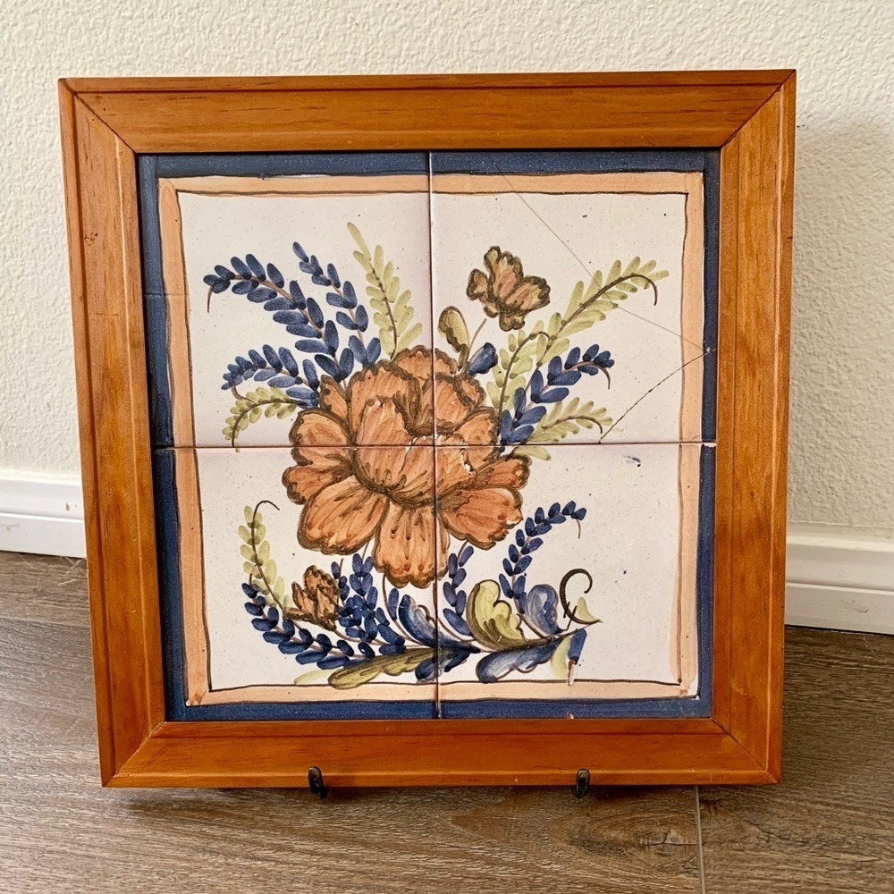 Vintage 4 section hand painted tile in wood frame 14/14”